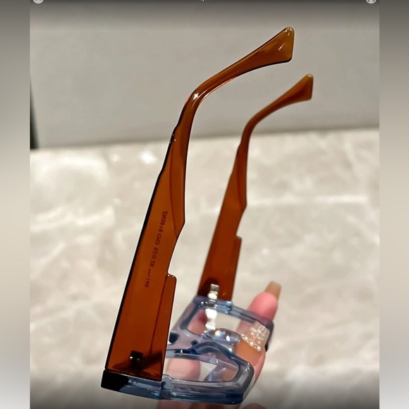 ✨NEW Stylish Blue and Brown Women's Personality Clear Lens Glasses - Picture 3 of 3